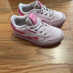 Classic Reebok Kids Sneakers - Frosted Berry/True Pink/White